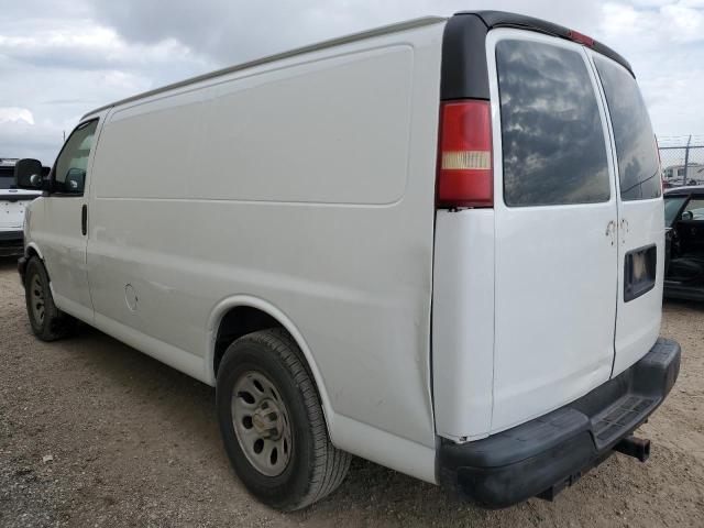 1GCFG15X051188473 - 2005 CHEVROLET EXPRESS G1 WHITE photo 2