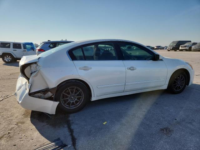 1N4AL2AP5BN451066 - 2011 NISSAN ALTIMA BASE Սպիտակ լուսանկար 3