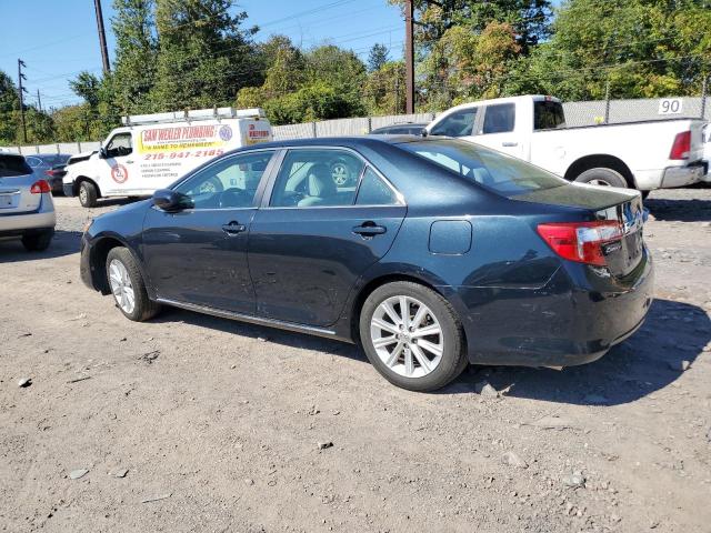 4T1BK1FK3DU020657 - 2013 TOYOTA CAMRY SE GREEN photo 2