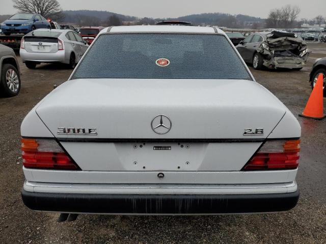 WDBEA28E0PB863506 - 1993 MERCEDES-BENZ 300 E 2.8 WHITE photo 6