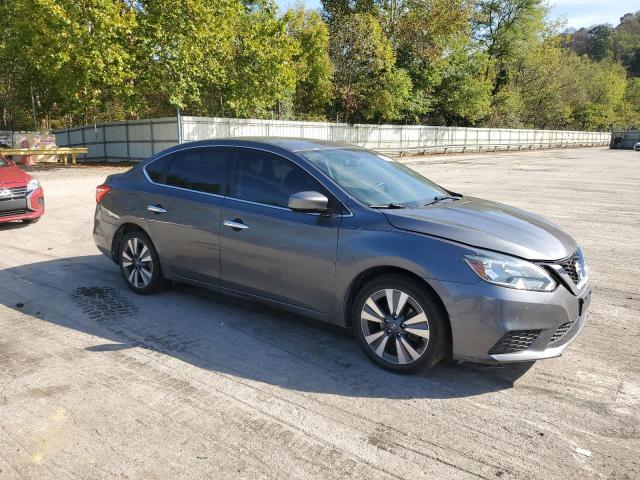 3N1AB7AP9JL640816 - 2018 NISSAN SENTRA S 银色 照片 4