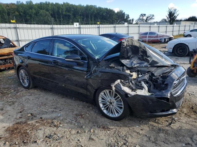 3FA6P0H94DR178806 - 2013 FORD FUSION SE შავი ფოტო 4