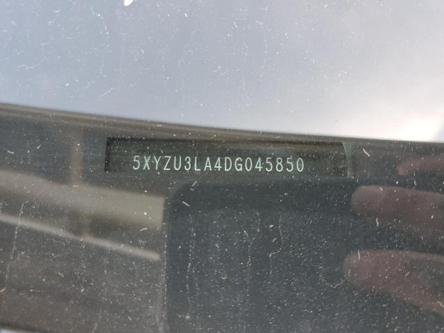 5XYZU3LA4DG045850 - 2013 HYUNDAI SANTA FE S SILVER photo 13