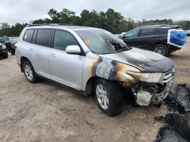 5TDBK3EH7BS067083 - 2011 TOYOTA HIGHLANDER BASE Күміс фото 4