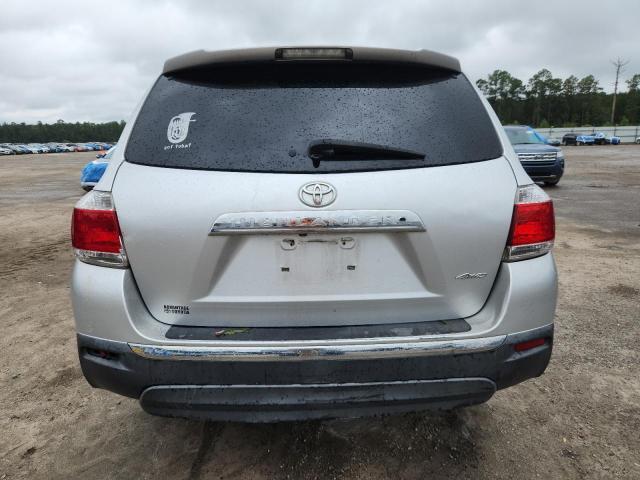 5TDBK3EH7BS067083 - 2011 TOYOTA HIGHLANDER BASE Күміс фото 6