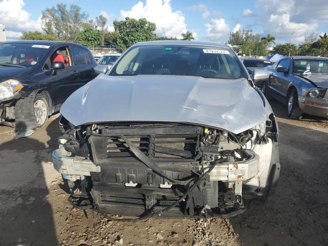 3FA6P0HD4HR244510 - 2017 FORD FUSION SE SILVER photo 5