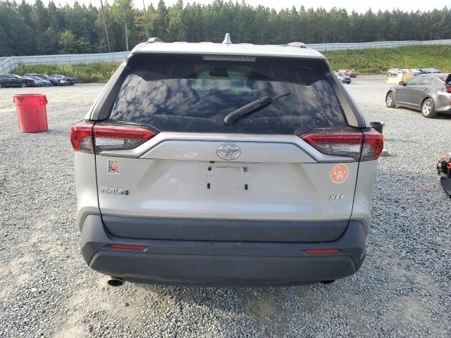 2T3W1RFV1NW190151 - 2022 TOYOTA RAV4 XLE GRAY photo 6