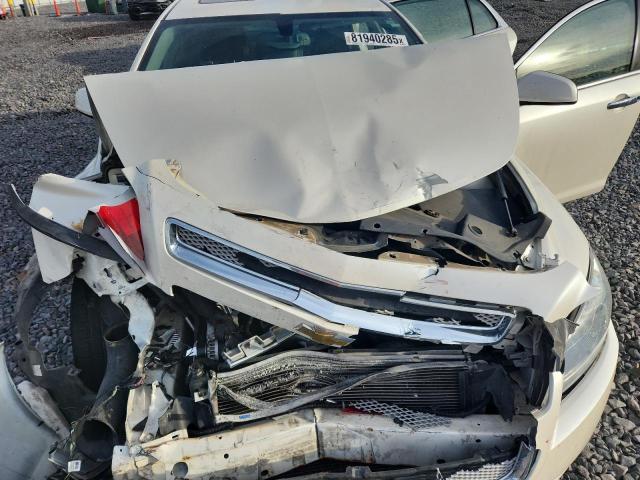 1G1ZG5E74CF284815 - 2012 CHEVROLET MALIBU LTZ WHITE photo 11