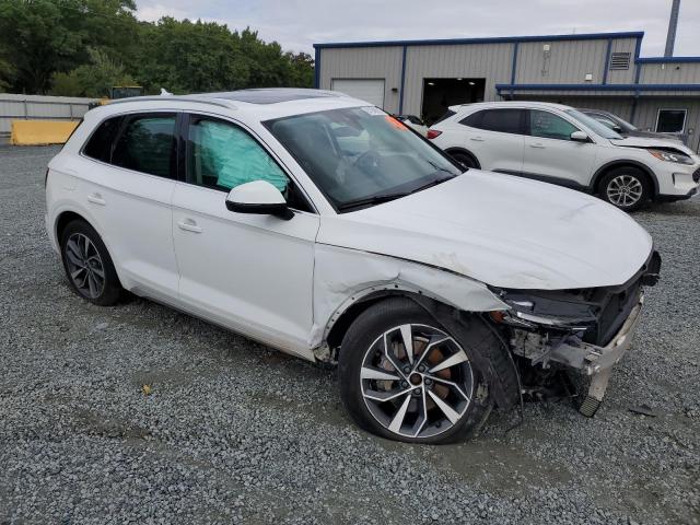 WA1BAAFY8M2022759 - 2021 AUDI Q5 PREMIUM PLUS Weiß Foto 4