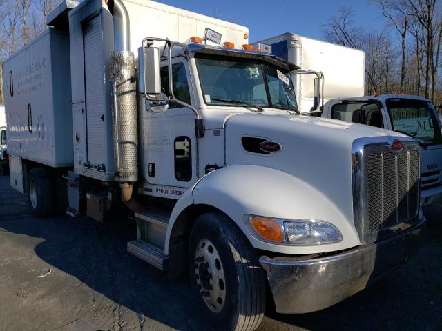 2NPLHM6X58M769974 - 2008 PETERBILT 335 WHITE photo 9