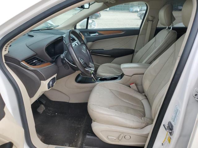 5LMCJ2D91HUL30967 - 2017 LINCOLN MKC SELECT Սպիտակ լուսանկար 7