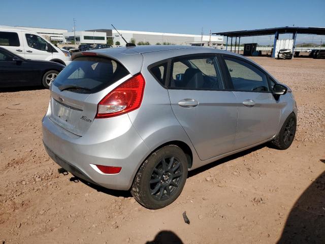 3FADP4EJ5DM226212 - 2013 FORD FIESTA SE SILVER photo 3