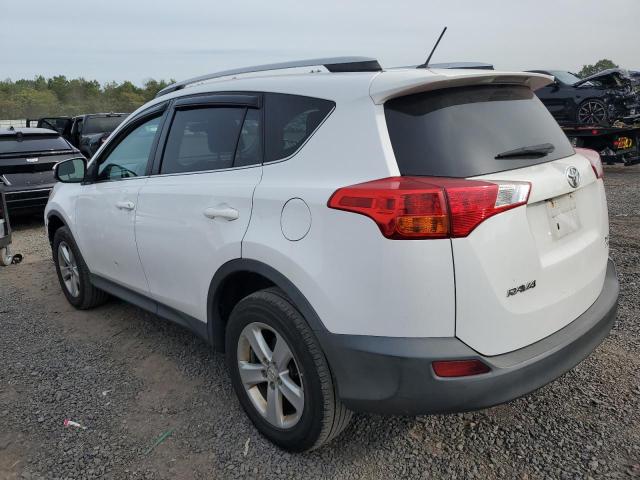 2T3RFREVXDW096977 - 2013 TOYOTA RAV4 XLE Blanc photo 2