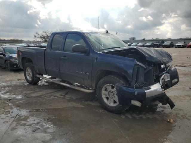 1GCRKSE39BZ238346 - 2011 CHEVROLET SILVERADO K1500 LT BLUE photo 4