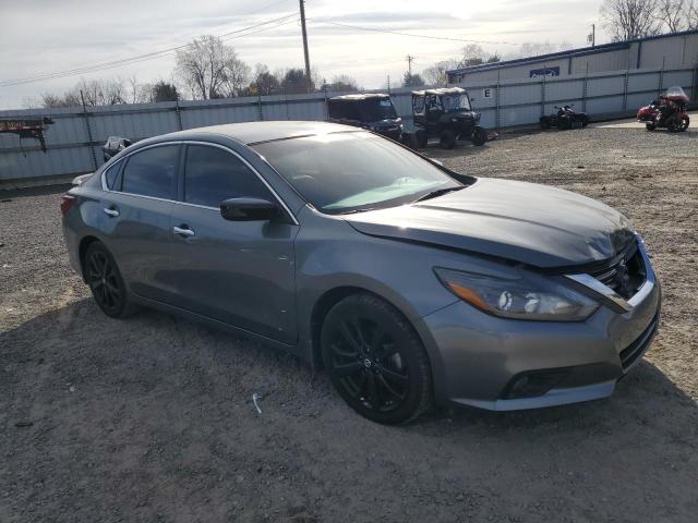 1N4AL3AP3HC483461 - 2017 NISSAN ALTIMA 2.5 GRAY photo 4