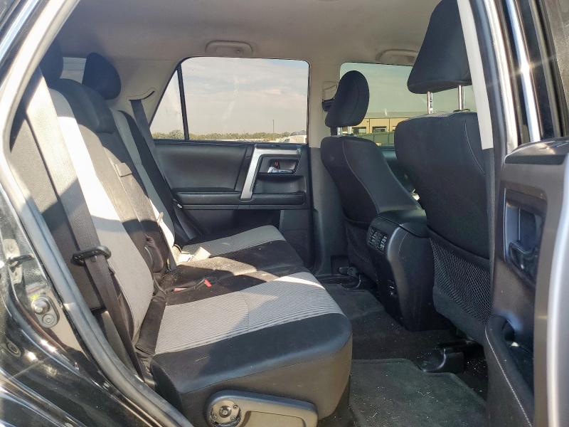 JTEZU5JR5F5104075 - 2015 TOYOTA 4RUNNER SR5 BLACK photo 11