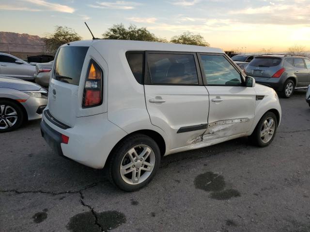 KNDJT2A28B7284592 - 2011 KIA SOUL + WHITE photo 3