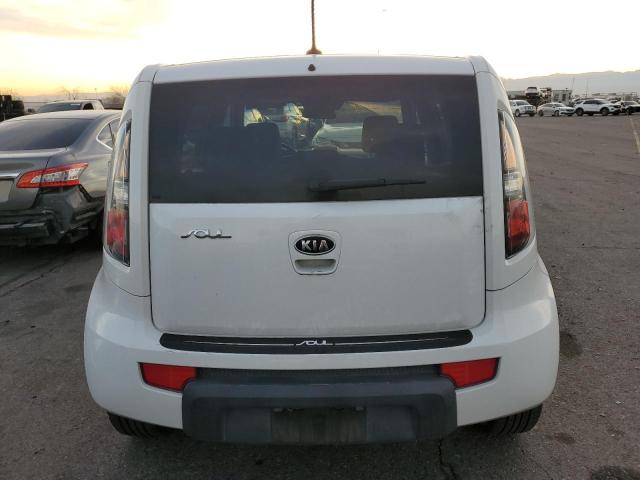 KNDJT2A28B7284592 - 2011 KIA SOUL + WHITE photo 6