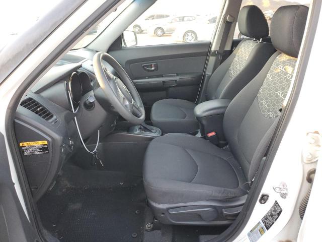 KNDJT2A28B7284592 - 2011 KIA SOUL + WHITE photo 7