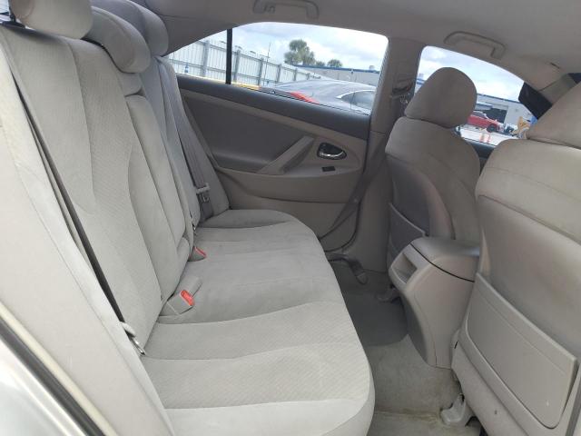 4T1BE46K27U635522 - 2007 TOYOTA CAMRY CE 银色 照片 10