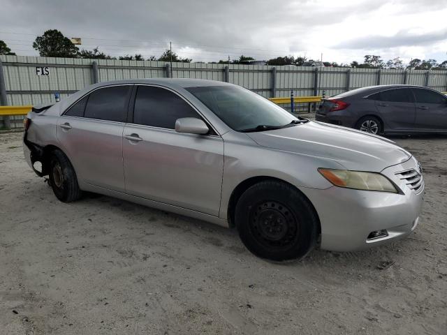 4T1BE46K27U635522 - 2007 TOYOTA CAMRY CE 银色 照片 4