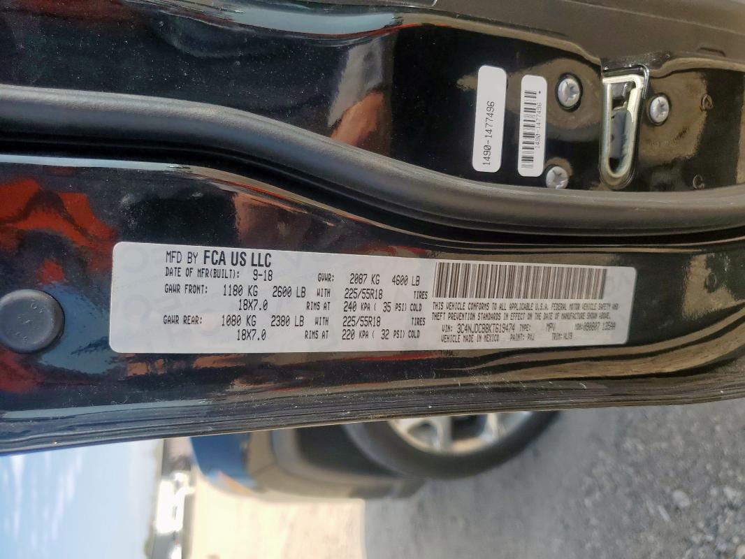 3C4NJDCB8KT619474 - 2019 JEEP COMPASS LIMITED أسود صورة 12