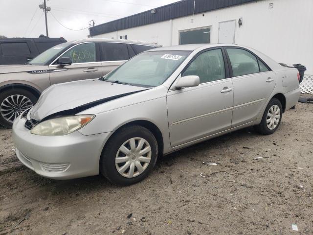 4T1BE32K65U083892 - 2005 TOYOTA CAMRY LE SILVER photo 1