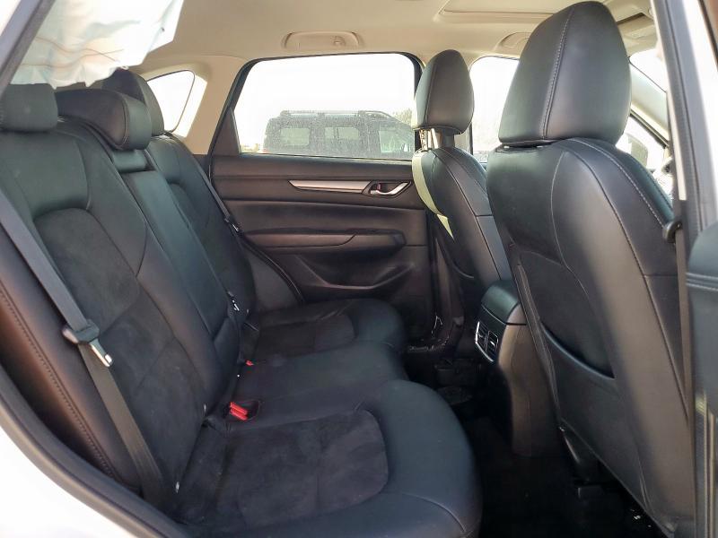 JM3KFACL9H0165681 - 2017 MAZDA CX-5 TOURING WHITE photo 11
