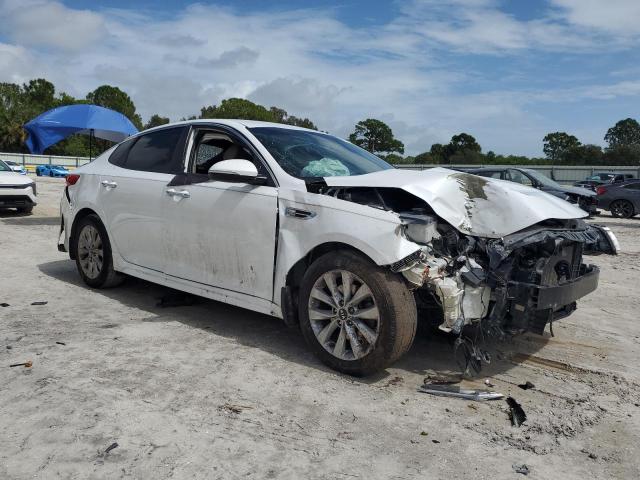 5XXGT4L31JG255288 - 2018 KIA OPTIMA LX 白色 照片 4