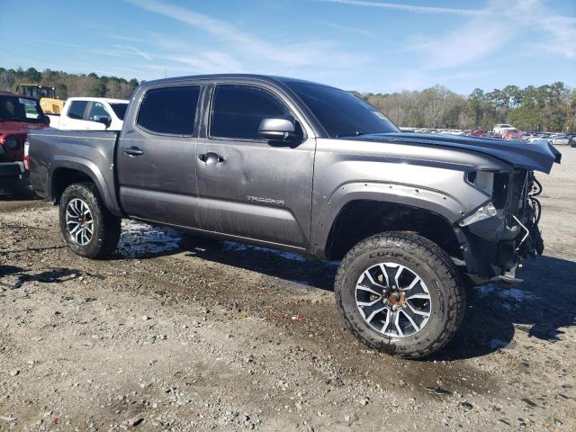 5TFCZ5AN4JX159851 - 2018 TOYOTA TACOMA DOUBLE CAB GRAY photo 4