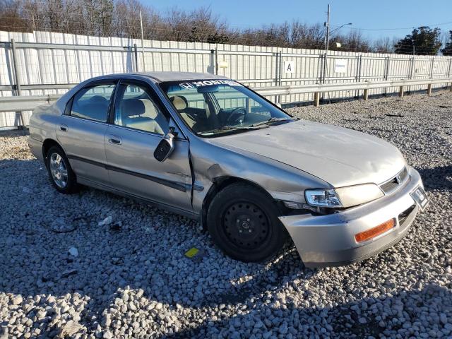 1HGCD5637TA171280 - 1996 HONDA ACCORD LX GOLD photo 4