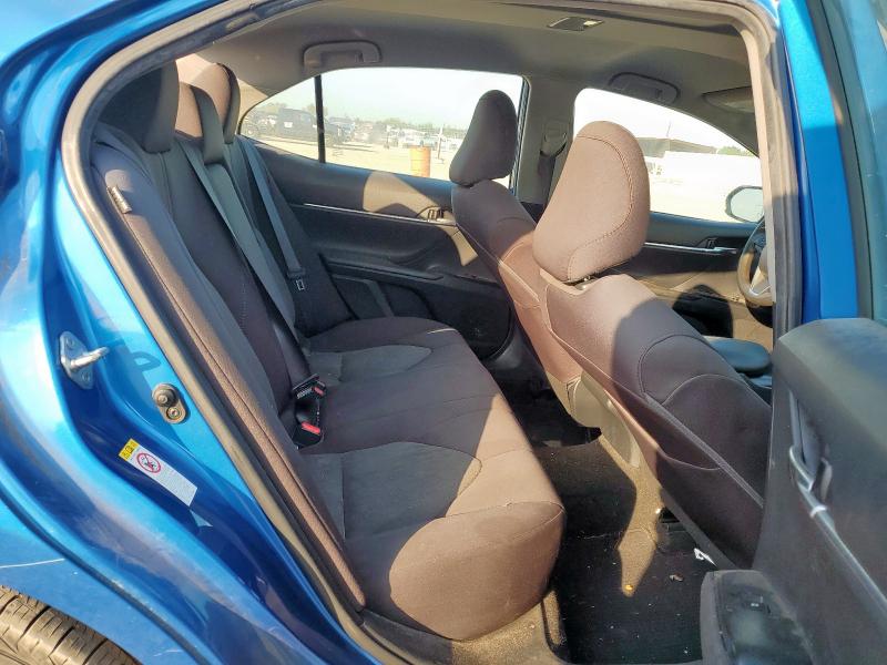 4T1B11HK6KU238346 - 2019 TOYOTA CAMRY L BLUE photo 10