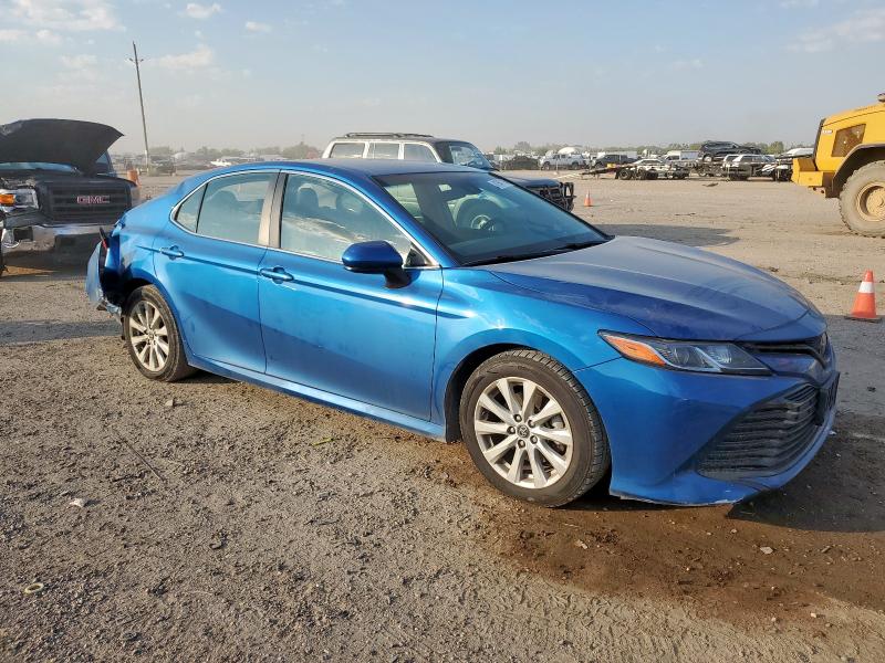 4T1B11HK6KU238346 - 2019 TOYOTA CAMRY L BLUE photo 4