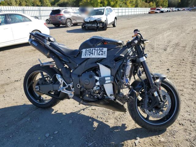 2010 YAMAHA YZFR1, 