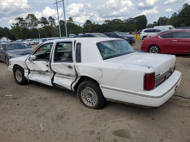 1LNLM81W8VY668653 - 1997 LINCOLN TOWN CAR EXECUTIVE أبيض صورة 2