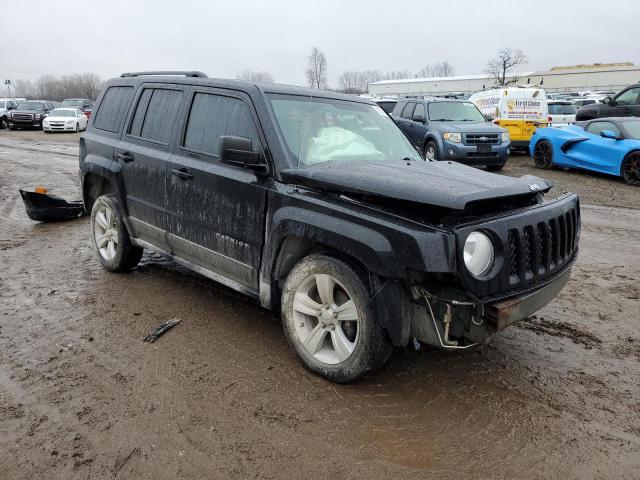 1C4NJRFB5ED792632 - 2014 JEEP PATRIOT LATITUDE BLACK photo 4