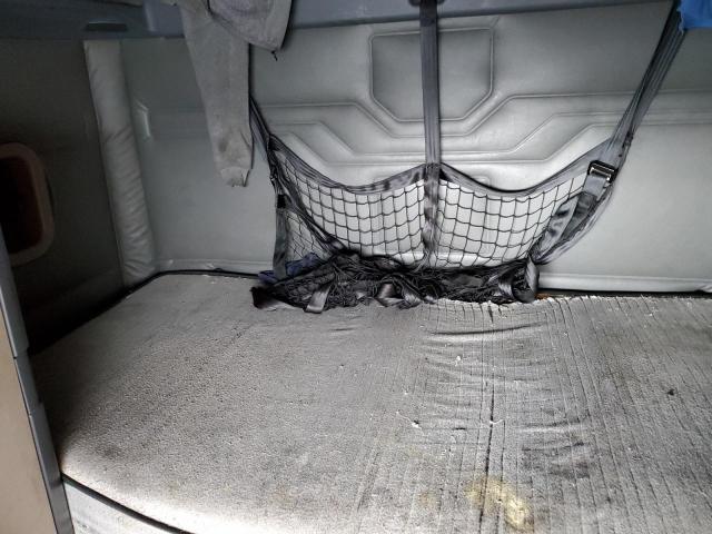 1FUJGLD58FLGE0642 - 2015 FREIGHTLINER CASCADIA WHITE photo 6