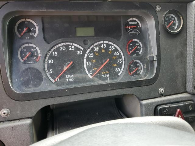 1FUJGLD58FLGE0642 - 2015 FREIGHTLINER CASCADIA WHITE photo 8