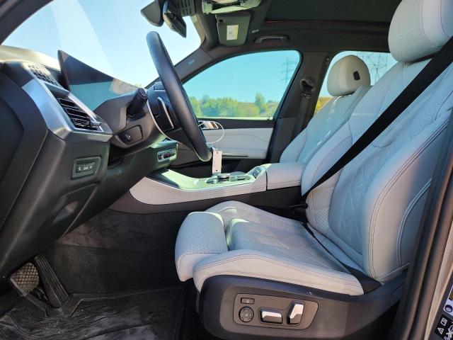 5UX23EU07R9V45952 - 2024 BMW X5 XDRIVE40I GRAY photo 7