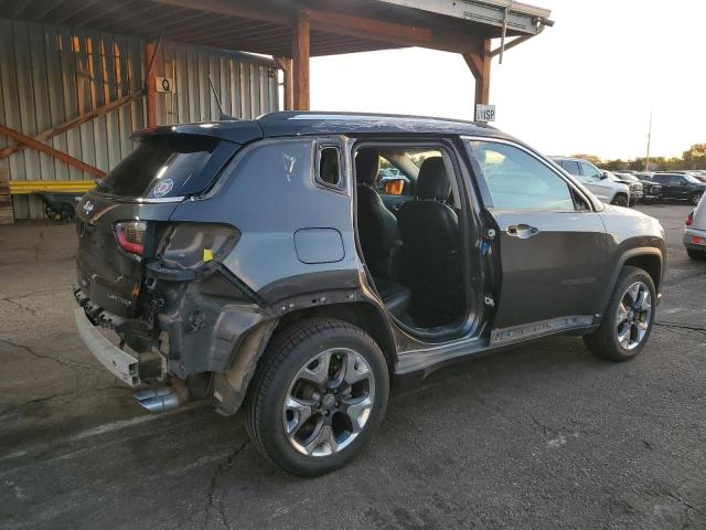 3C4NJDCB9JT202069 - 2018 JEEP COMPASS LIMITED Մոխրագույն լուսանկար 3