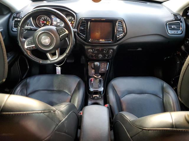 3C4NJDCB9JT202069 - 2018 JEEP COMPASS LIMITED Մոխրագույն լուսանկար 8