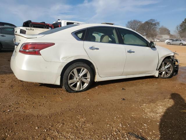 1N4AL3AP2DN482347 - 2013 NISSAN ALTIMA 2.5 WHITE photo 3