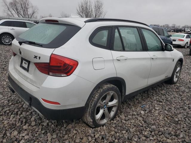 WBAVM5C58DVV89920 - 2013 BMW X1 XDRIVE35I WHITE photo 3