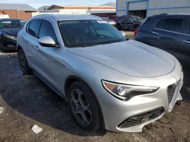 ZASFAKBN6J7B80502 - 2018 ALFA ROMEO STELVIO TI SILVER photo 4