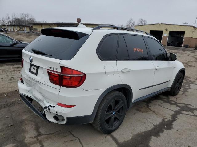 5UXZW0C58BL655844 - 2011 BMW X5 XDRIVE35D WHITE photo 3