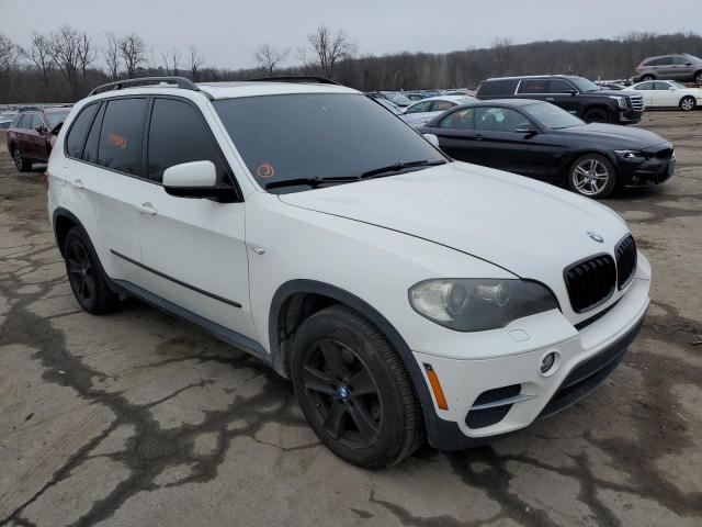 5UXZW0C58BL655844 - 2011 BMW X5 XDRIVE35D WHITE photo 4