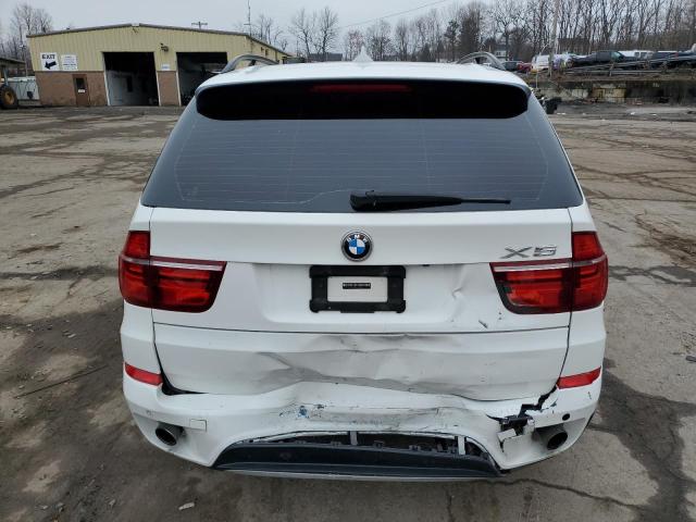 5UXZW0C58BL655844 - 2011 BMW X5 XDRIVE35D WHITE photo 6