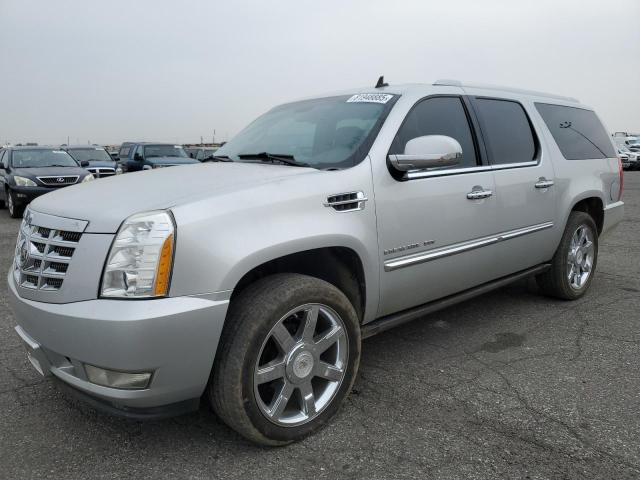 2011 CADILLAC ESCALADE ESV PREMIUM, 