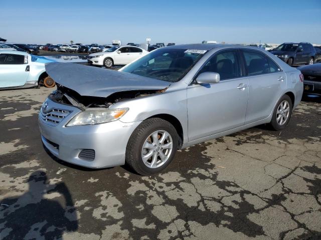 4T1BF3EK6BU153007 - 2011 TOYOTA CAMRY BASE SILVER photo 1