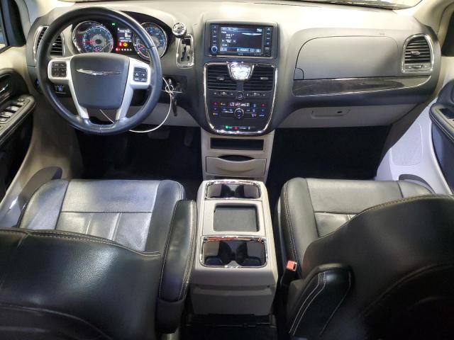 2C4RC1BG7GR302643 - 2016 CHRYSLER TOWN & COU TOURING TAN photo 8